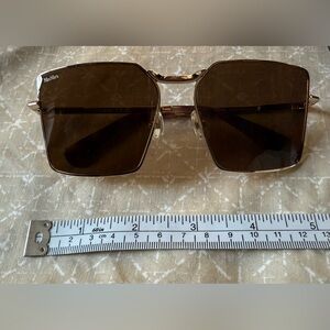 Stylish Gold and Brown Sunglasses